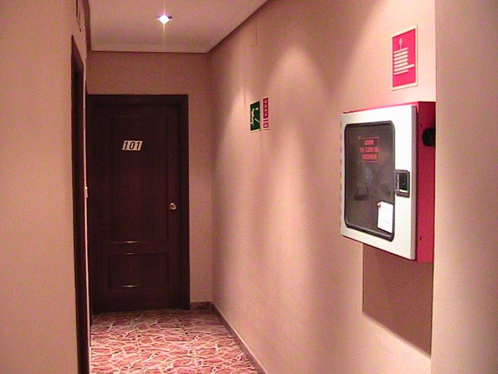 ホテル マニセス エクステリア 写真